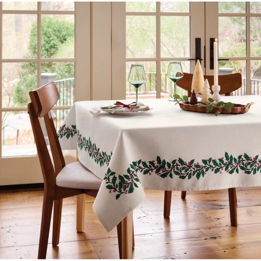 Threshold Christmas Holly Berry Border Cotton Rectangular Tablecloth‎ White